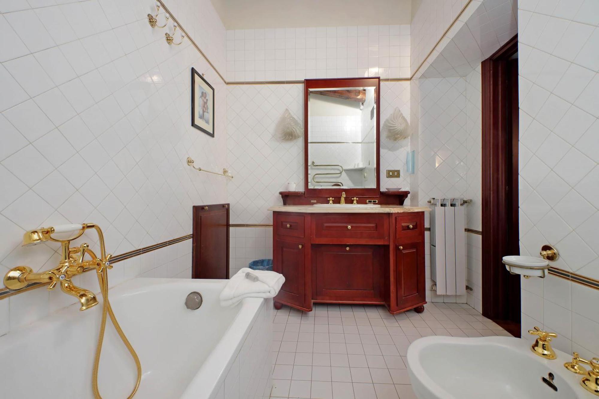 Appartement Classic Next To Popolo Square