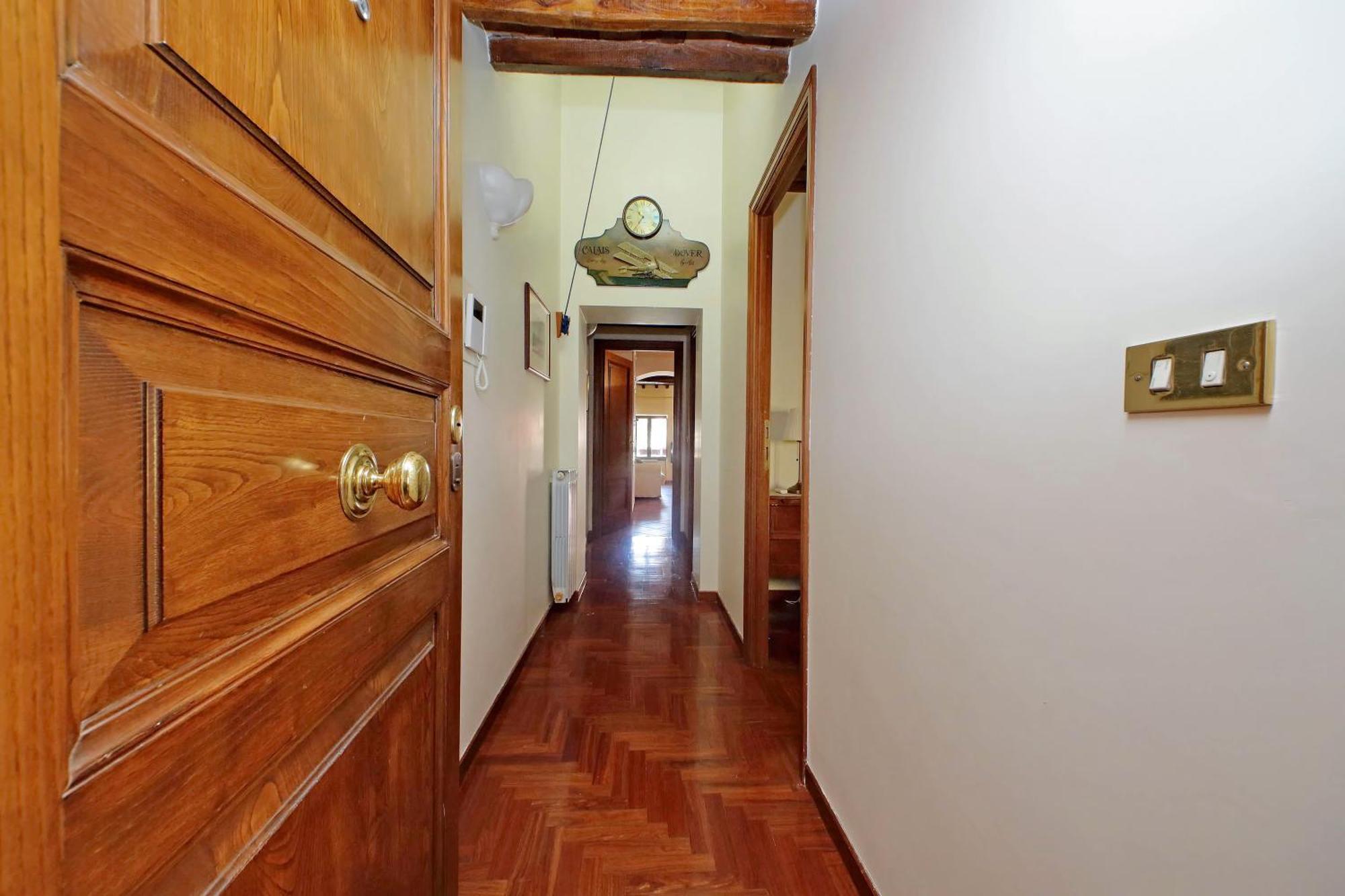 Appartement Classic Next To Popolo Square
