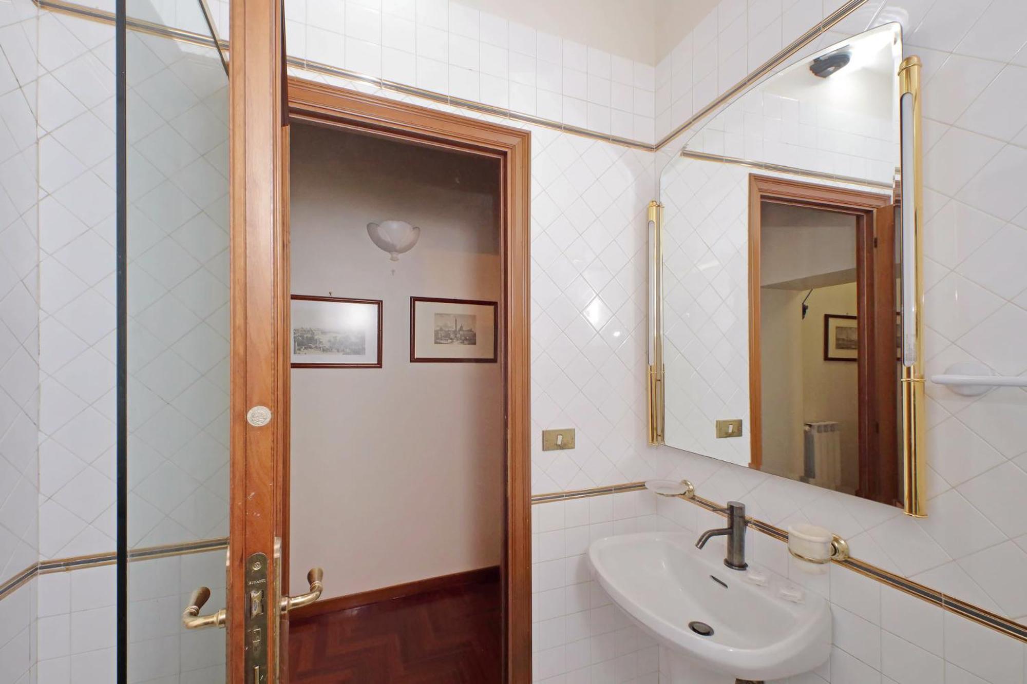 Appartement Classic Next To Popolo Square *